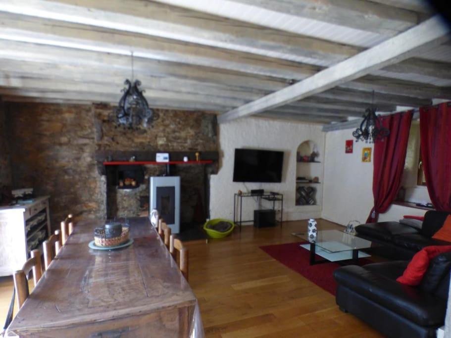 Maison Familiale Pour 8 Saint-Aventin Luaran gambar