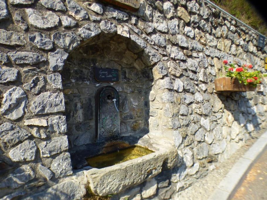Maison Familiale Pour 8 Saint-Aventin Luaran gambar